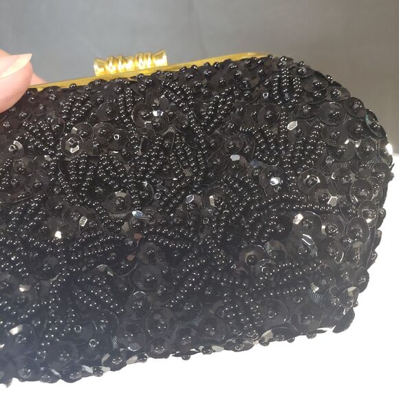 Elegant Vintage MCM Black Beaded Coin Purse 4" Kiss Lock Made in Hong Kong Bag - Picture 9 of 9